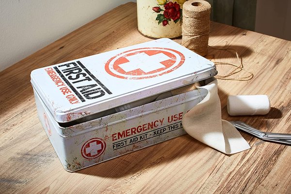 First Aid Kit Vintage Blechdose 23 x 16 x 7 cm