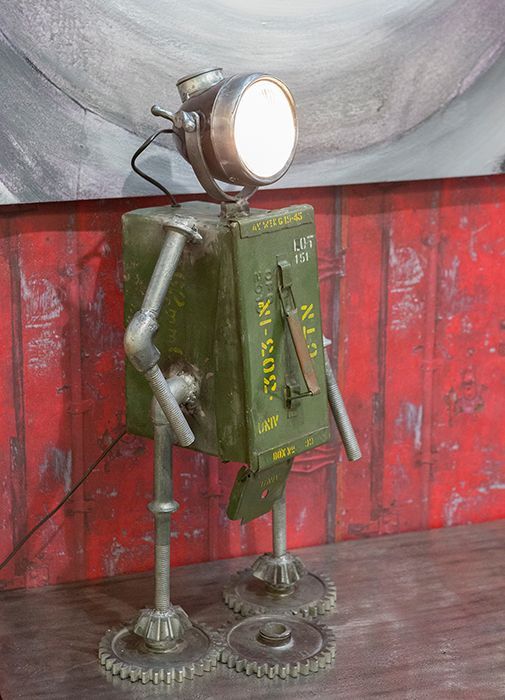 Eisen Lampe Robot grün Staurraum H.72cm